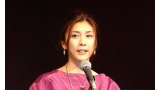 獅童とは大違い？離婚後、初登場の竹内結子は気負いゼロで新たな決意！