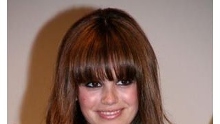 『ジャンパー』のレイチェル・ビルソン、DKNYジーンズのスポーツウェアをデザイン