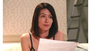 山本モナ、ナマ足で体当たり!本番で涙を流して…オッケー!