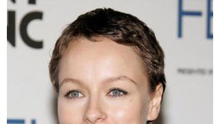 サマンサ・モートン、メール魔の男がハラスメント容疑を逃れる