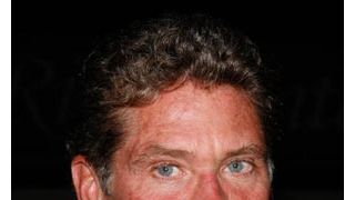 デヴィッド・ハッセルホフ、離婚の慰謝料は月250万円