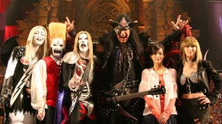 『デトロイト・メタル・シティ』で松山ケンイチ対 KISSのジーン・シモンズ(本物)!