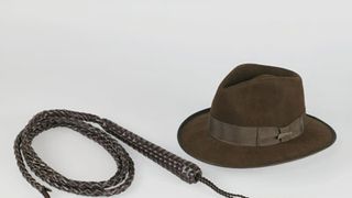 仰天の賞品!本物のムチ!しかもルーカス・フィルム公認「インディ4」前売り特典