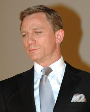 指先切断 ダニエル クレイグ 007の撮影で手をケガ シネマトゥデイ