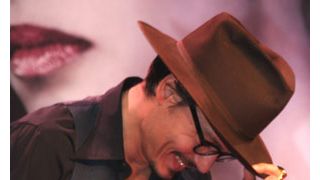 ジョニー・デップ、約束どおりファンに帽子をプレゼント