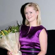 アイルランド元首相を父に持つベストセラー作家、セシリア・アハーンが来日!