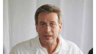 アンジェリーナに異常事態?主治医の緊急検診に緊張走る