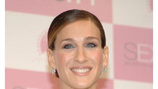 サラ・ジェシカ・パーカー、トレードマークのあごのホクロを除去?