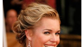 「アグリー・ベティ」のレベッカ・ローミン、双子を妊娠