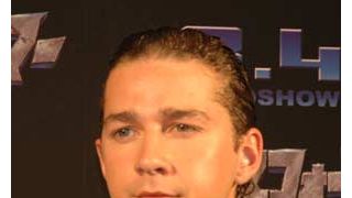 シャイア・ラブーフの事故車の破片がeBayのオークションに