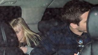 ジェイク・ギレンホールとリース・ウィザースプーンがクリスマス挙式?