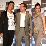 伊勢谷、木村が揃って登場!二人の交際について「今、聞くところじゃないでしょう!」