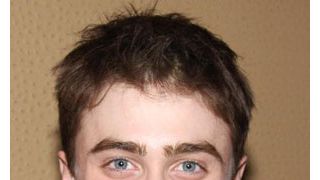 「ハリポタ」ダニエル・ラドクリフ、運動障害で靴ひもが結べないと衝撃告白