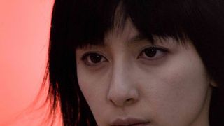 奥菜恵があなたの横に！こわ～いオーラ炸裂！スピリチュアル・フォトにメッセージが…！