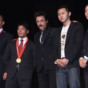 北島康介も飛び入り!北京のメダリストらがハリウッドスターと爆笑トーク