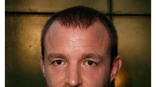 ガイ・リッチー監督、ラッセル・クロウのワトソン役を否定