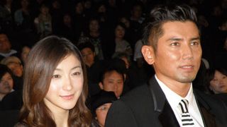 本木雅弘、相次ぐ受賞に「作品が勝手に独り歩きしているよう」と感無量！広末涼子は目を潤ませて……