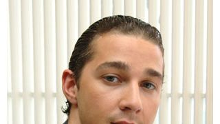 シャイア・ラブーフ、アルコール検知検査を受けるよう言われたのは手術室に入る直前？