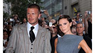 ベッカム邸で盗みを働いた疑いで、使用人夫妻が逮捕