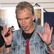 アンジェリーナの元夫ビリー・ボブ・ソーントン、ティア・レオーニとの不倫を否定