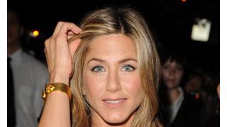 ジェニファー・アニストン、小学校での講演会に遅刻して校長から注意