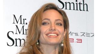 アンジェリーナ・ジョリー、女優より“おばあちゃん”になりたい!