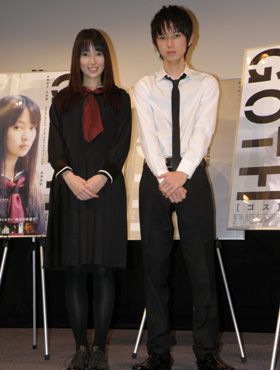 天然美少年 魅力は未知数の本郷奏多が観客を魅了 シネマトゥデイ