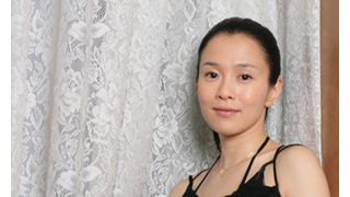 女優・坂井真紀、初の本格的ベッドシーンをはにかみながら語る！