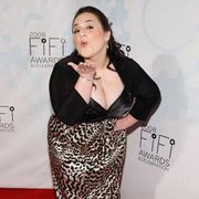 『ヘアスプレー』のニッキー・ブロンスキー、空港での大ゲンカは不起訴に