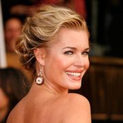 「アグリー・ベティ」のレベッカ・ローミンに双子の女児誕生