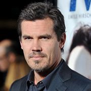 『W』のジョシュ・ブローリンとジェフリー・ライト、バーでのケンカは不起訴に