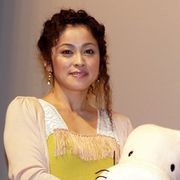 村上知子、インリン…出演者が次々に結婚する映画! 新婚の濱田マリも仰天!