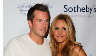 『ヘアスプレー』のアマンダ・バインズ、野球選手の恋人と破局