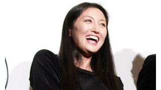母になってもセクシーな井上晴美、相手役に「好き」と熱烈告白!?