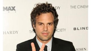 マーク・ラファロの監督デビュー映画へオーランド・ブルーム出演