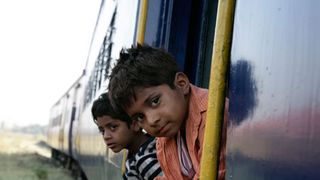 『スラムドッグ＄ミリオネア』子役のギャラ不払いを否定する公式声明発表