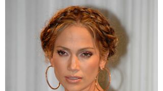 ジェニファー・ロペスとマーク・アンソニー、英ベビーカー会社を訴える