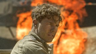 トム・クルーズが日本のファンと飛行機で！東京、大阪間でトムと触れ合い放題！