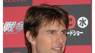 トム・クルーズ、「セックス依存症」と書かれたTシャツを着用した写真にダメだし!