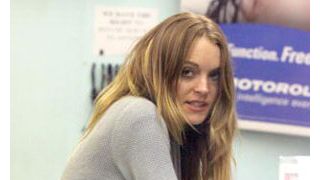 リンジー・ローハンに逮捕状！ビバリーヒルズ市警が騒動避けるため自首を要請！