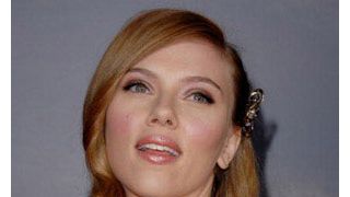 スカーレット・ヨハンソン、夫にオートバイをやめてくれるよう懇願？