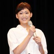綾瀬はるか、おっぱいだらけの撮影現場でホッとした…と笑顔で告白!