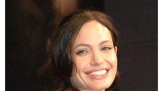 アンジェリーナ・ジョリーが撮影中に倒れたことを否定