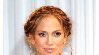 ジェニファー・ロペス名のドメインを取得した男敗訴!