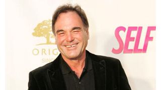 オリヴァー・ストーン監督とマイケル・ダグラスの再コンビで『ウォール街』続編製作へ