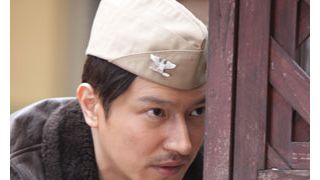 堺雅人がバレバレのアメリカ人に変装した姿解禁！これが実在した詐欺師