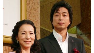 中村雅俊「いろいろ苦労をかけてすみません……」、“妻”原田美枝子に思わずポロリ