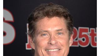 「ナイトライダー」デヴィッド・ハッセルホフ、アルコール中毒で意識不明だったことを否定