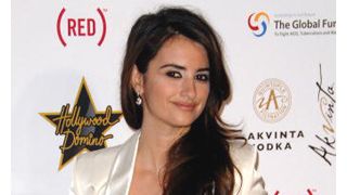 ペネロペ・クルス、カンヌ国際映画祭で食中毒