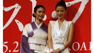 セクシーフェロモン対決!妖艶キモノの小雪vs.露出限界ミニスカのチョン・ジヒョン